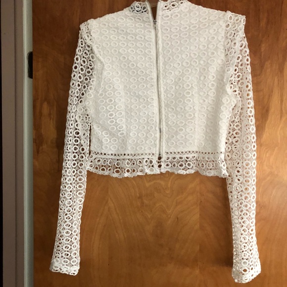 💥Beautiful top ware one time, excellent condition - Picture 2 of 3